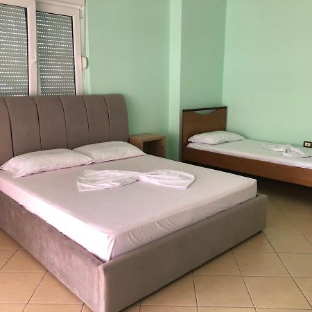 Lungomare Apartment Vlorë Eksteriør billede
