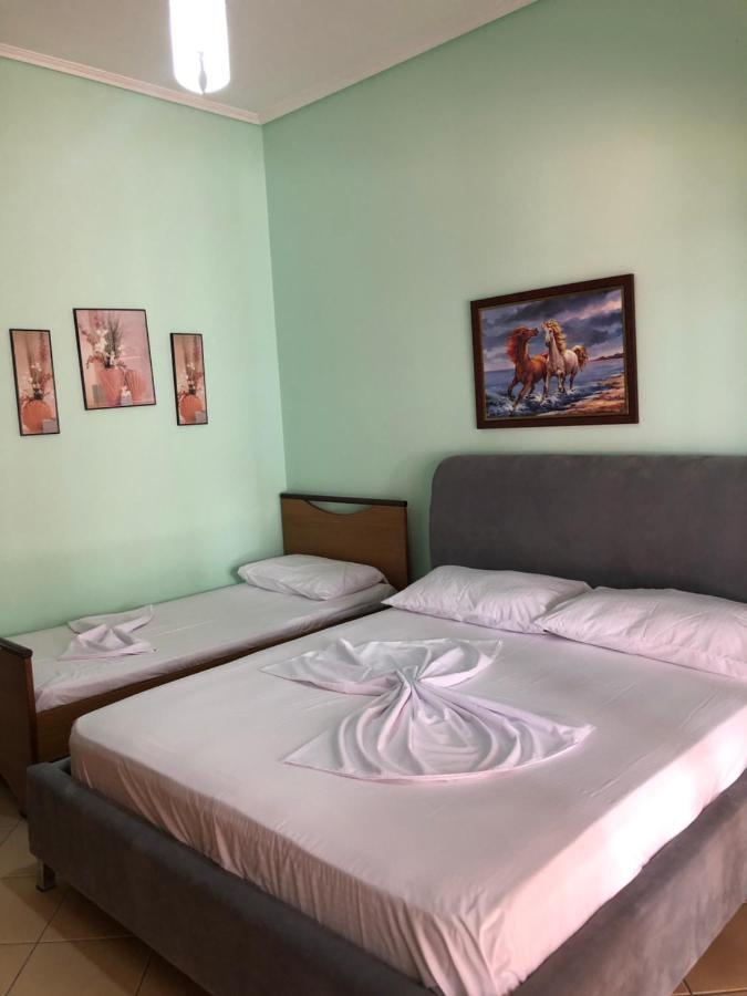 Lungomare Apartment Vlorë Eksteriør billede